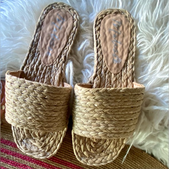 - ⭐️Matisse raffia huaraches, Sz 7⭐️#MATISSE - Picture 12 of 12